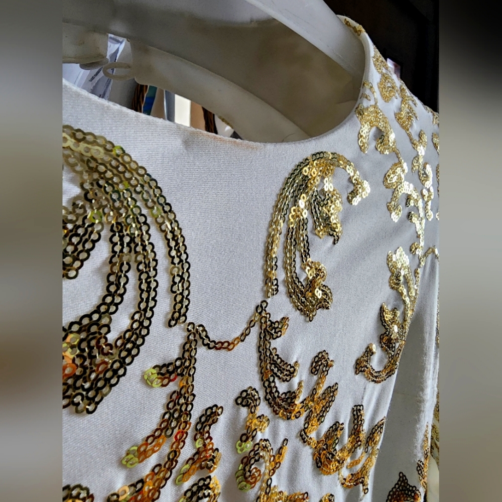 B.Darlin Women’s Gold Sequin Party New Years Dress Size 1/2 Half Sleeve Body-con - Picture 3 of 4